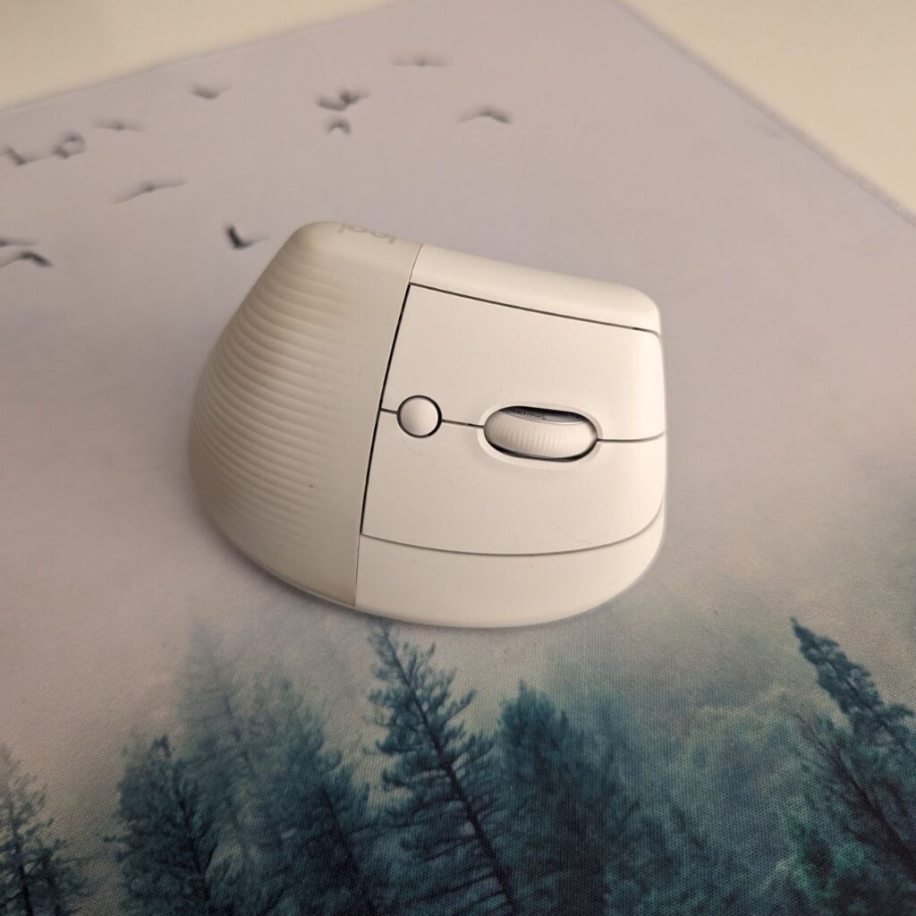 Logitech lift buttons